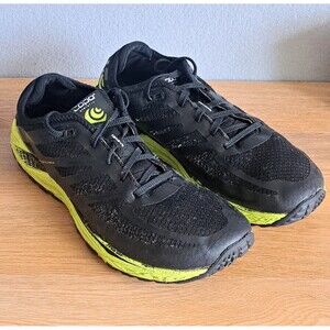 Topo Athletic Men’s 9 Runventure 2 Black Sneakers Running Casual Hiking Distance